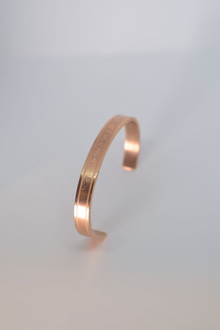 Mantra Bangle with cut Small - Rose Gold